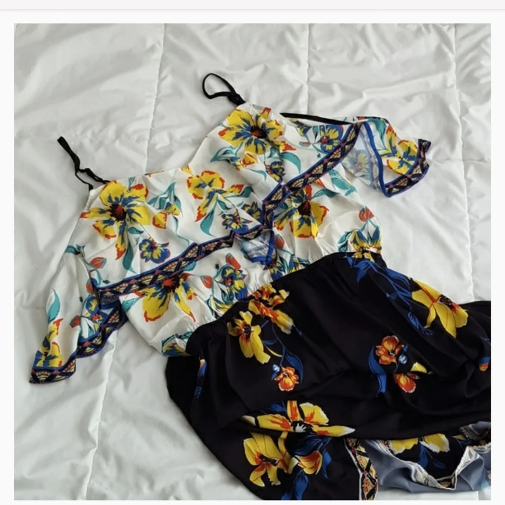 Flying Tomato cold shoulder  maxi dress 1X - Picture 5 of 8